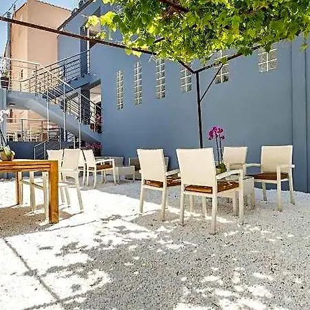 Hotel Azzurro Deluxe 4*