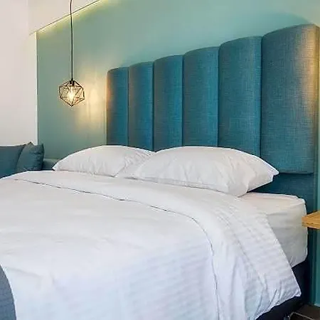 Ξενοδοχείο Azzurro Deluxe 4*